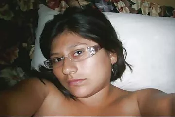 Người giúp việc mặc đồng phục nhẹ nhàng làm sex vietsub co trang hài lòng chủ sở hữu.