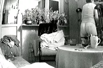 Ngay cả trong bồn tắm, bạn trai ám ảnh người sex co trang han đẹp nghỉ ngơi.