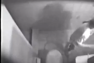 Em thư ký láu cá dụ sếp nóng bỏng. video sex co trang