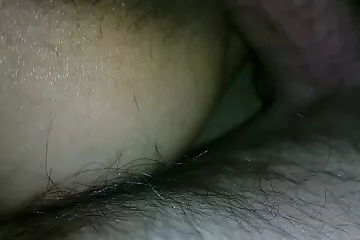 Những gã đeo mặt nạ háo hức đụ một cô gái tóc nâu trong một cuộc tập phim sex cổ trang trung quốc hay thể.