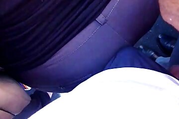 Cumshot trong cô gái